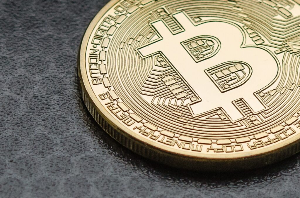 currency 3341347 1280 1 8